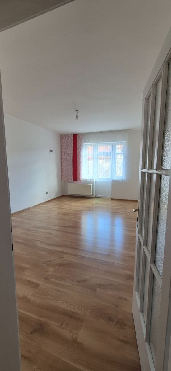 Predaj bytu 1-izbový 37 m², Prouzova, Praha, Praha Predaj bytu 1-izbový 37 m², Prouzova, Praha, Praha
