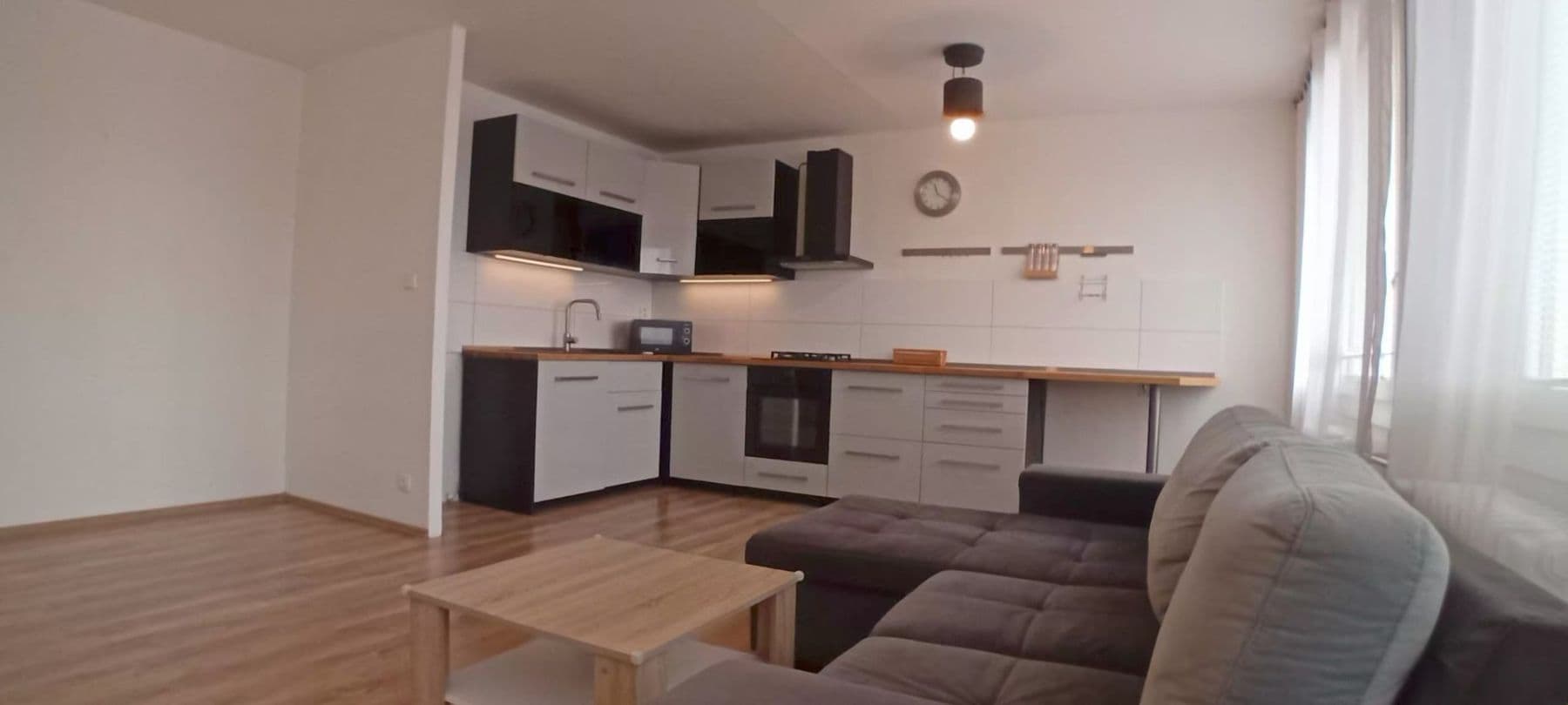 Prenájom bytu 3-izbový 69 m², Čs. armády, Kladno, Středočeský kraj Prenájom bytu 3-izbový 69 m², Čs. armády, Kladno, Středočeský kraj