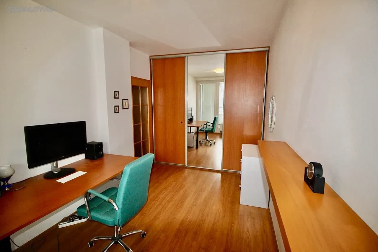 Predaj bytu 2-izbový 57 m², Nad Šestikopy, Praha, Praha Predaj bytu 2-izbový 57 m², Nad Šestikopy, Praha, Praha