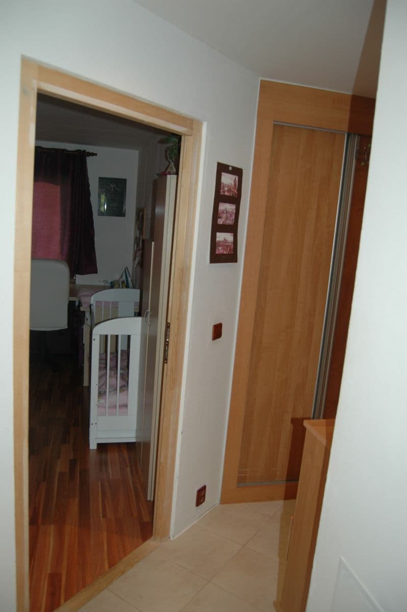 Prenájom bytu 2-izbový 50 m², Čertouská, Praha, Praha Prenájom bytu 2-izbový 50 m², Čertouská, Praha, Praha