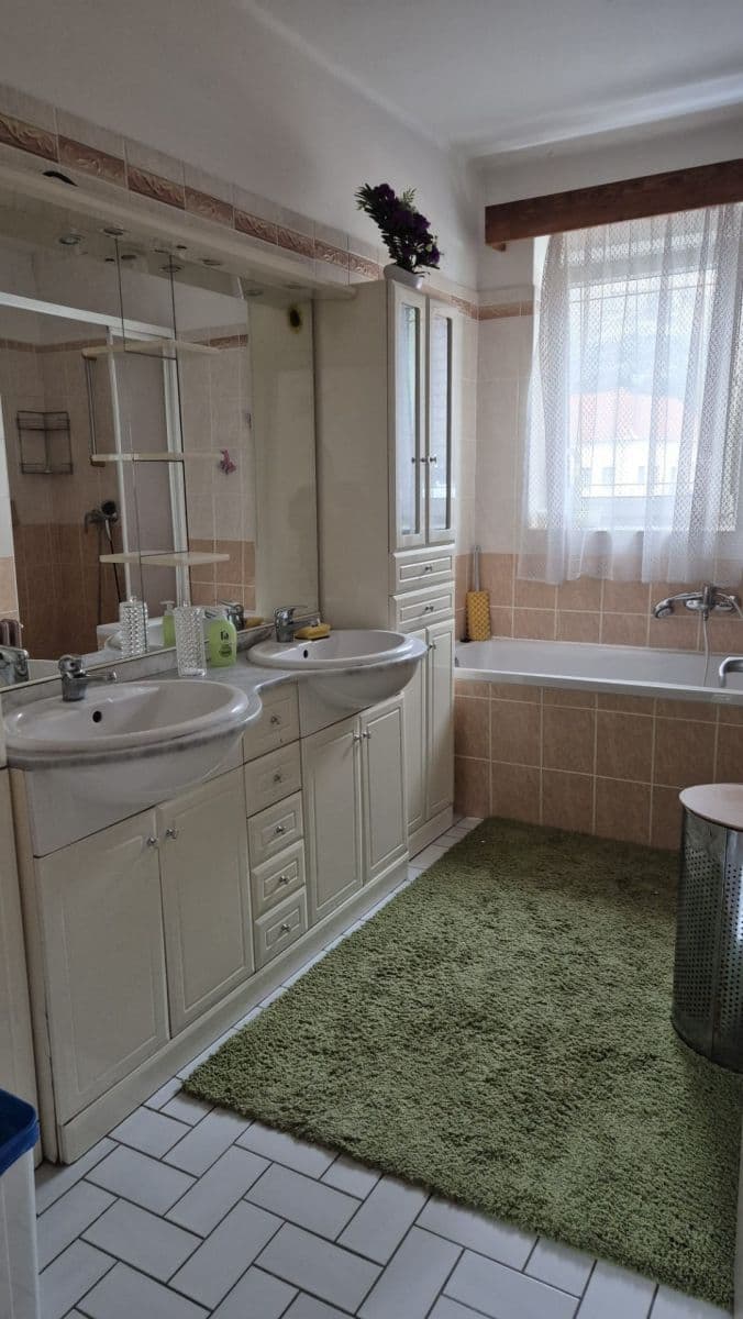Prenájom domu 440 m², pozemek 913 m², Údolní, Úštěk, Ústecký kraj Prenájom domu 440 m², pozemek 913 m², Údolní, Úštěk, Ústecký kraj