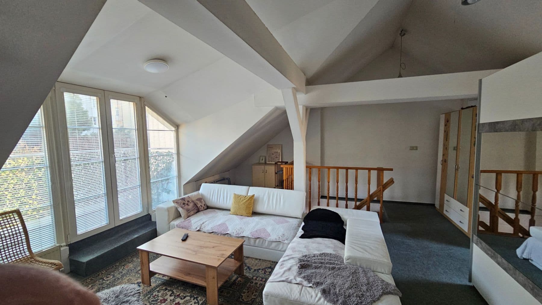 Prenájom bytu 2-izbový 75 m², Bělohorská, Praha, Praha Prenájom bytu 2-izbový 75 m², Bělohorská, Praha, Praha