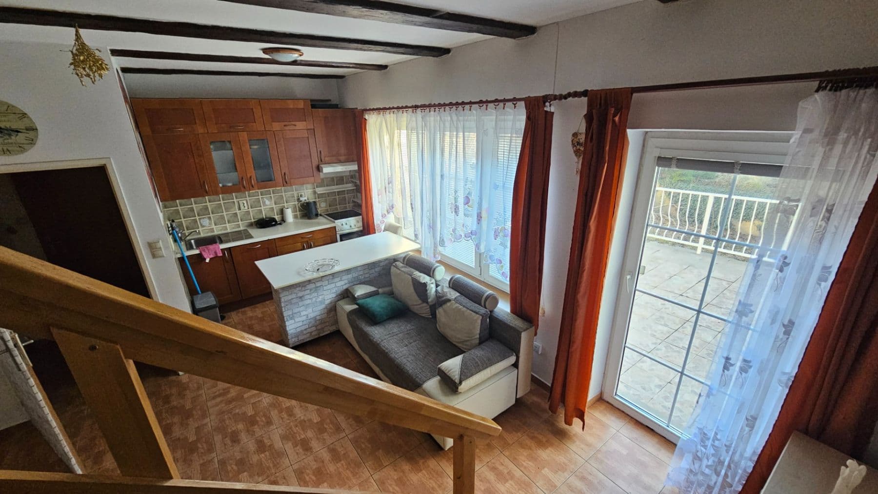 Prenájom bytu 2-izbový 75 m², Bělohorská, Praha, Praha Prenájom bytu 2-izbový 75 m², Bělohorská, Praha, Praha