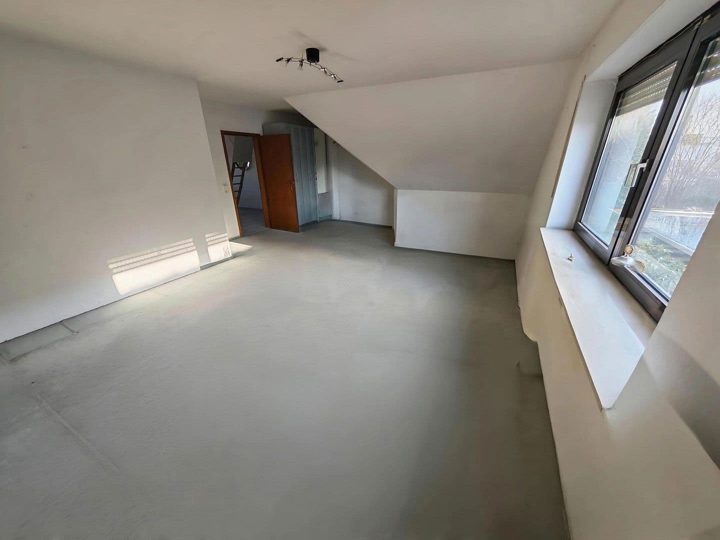 Predaj domu 250 m², pozemek 885 m², Twistringen, Dolné Sasko Predaj domu 250 m², pozemek 885 m², Twistringen, Dolné Sasko