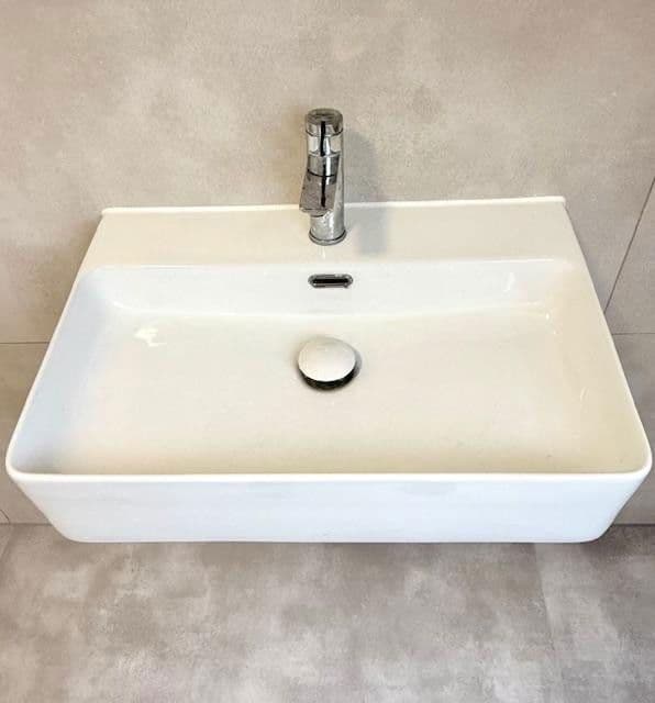 Prenájom bytu 2-izbový 80 m², Frankfurt, Hesensko Prenájom bytu 2-izbový 80 m², Frankfurt, Hesensko