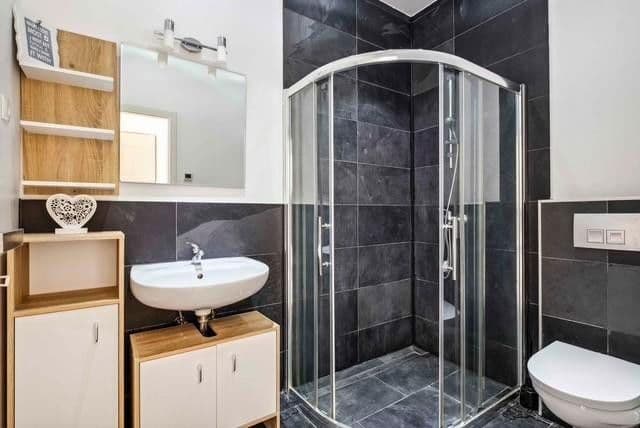 Prenájom bytu 2-izbový 65 m², Königskinderweg 132, Hamburg, Hamburg Prenájom bytu 2-izbový 65 m², Königskinderweg 132, Hamburg, Hamburg