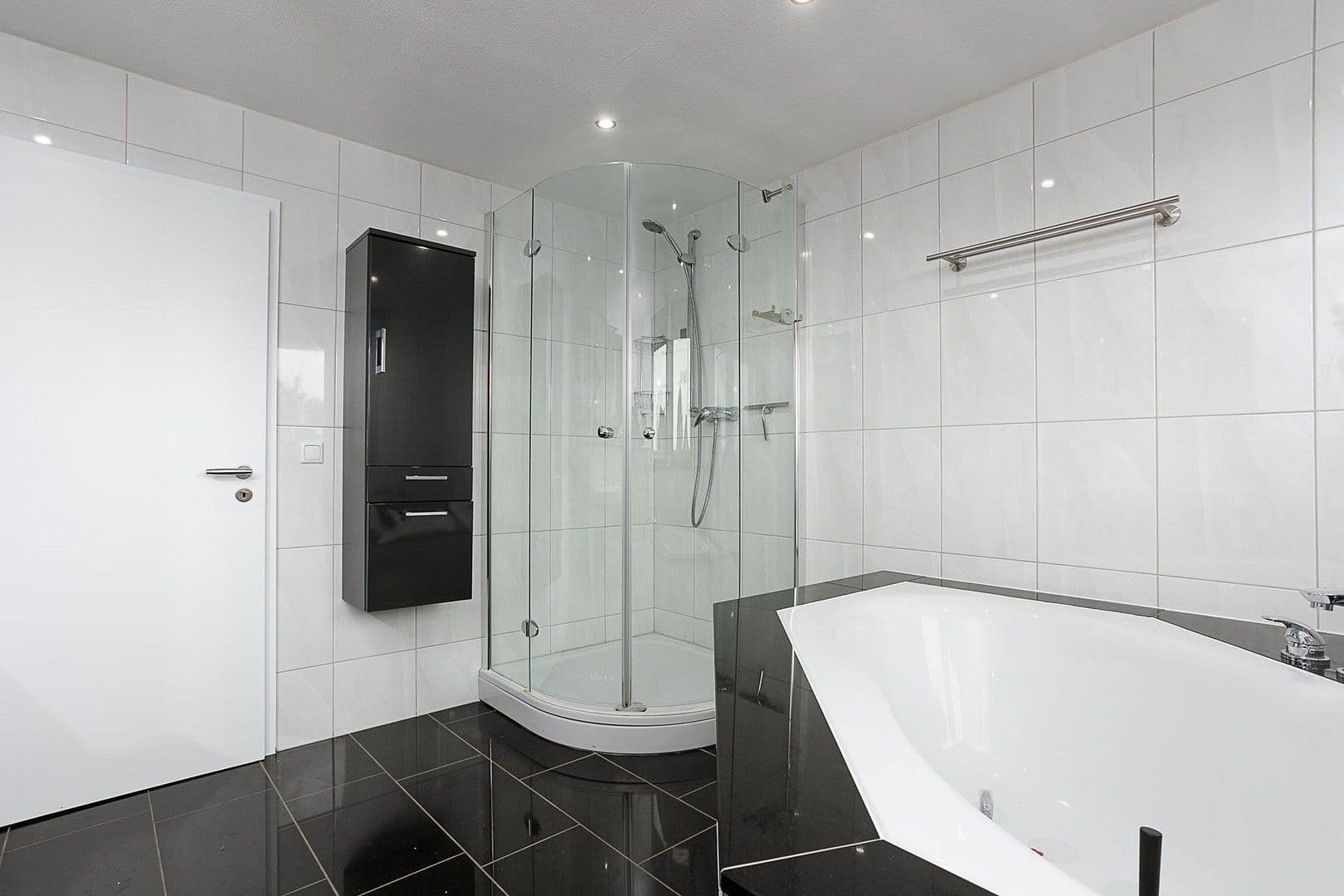 Predaj bytu 4-izbový 130 m², Bergheim, Severné Porýnie - Westfálsko Predaj bytu 4-izbový 130 m², Bergheim, Severné Porýnie - Westfálsko