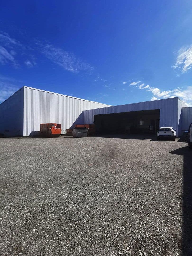 Prenájom nebytového priestoru 18.090 m², Dachtelstraße 26, Mössingen, Bádensko-Wurttembersko Prenájom nebytového priestoru 18.090 m², Dachtelstraße 26, Mössingen, Bádensko-Wurttembersko