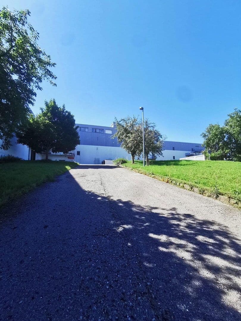 Prenájom nebytového priestoru 18.090 m², Dachtelstraße 26, Mössingen, Bádensko-Wurttembersko Prenájom nebytového priestoru 18.090 m², Dachtelstraße 26, Mössingen, Bádensko-Wurttembersko