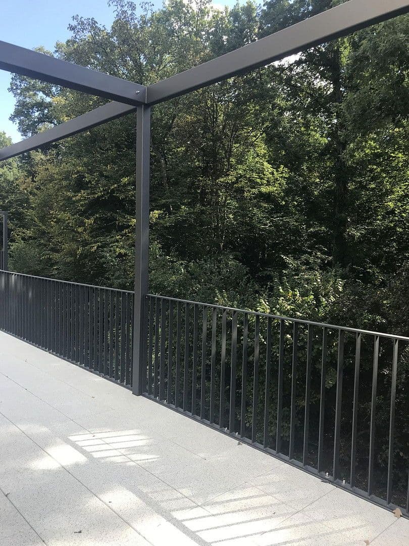 Prenájom bytu 4-izbový 169 m², Dreieich, Hesensko Prenájom bytu 4-izbový 169 m², Dreieich, Hesensko