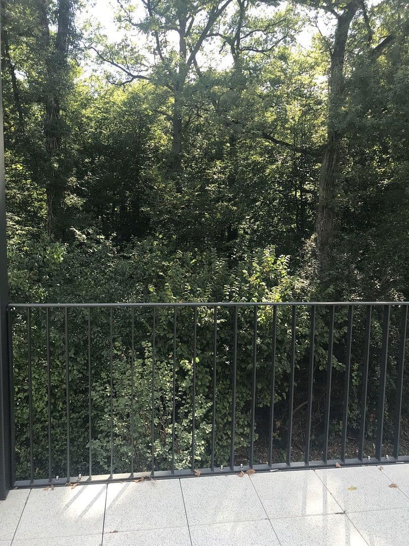 Prenájom bytu 4-izbový 169 m², Dreieich, Hesensko Prenájom bytu 4-izbový 169 m², Dreieich, Hesensko