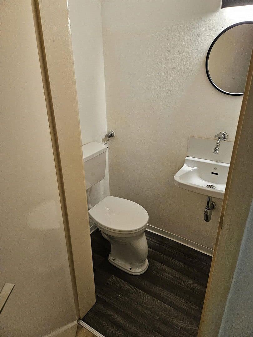 Prenájom bytu 16 m², Engelboldstr., Stuttgart, Bádensko-Wurttembersko Prenájom bytu 16 m², Engelboldstr., Stuttgart, Bádensko-Wurttembersko