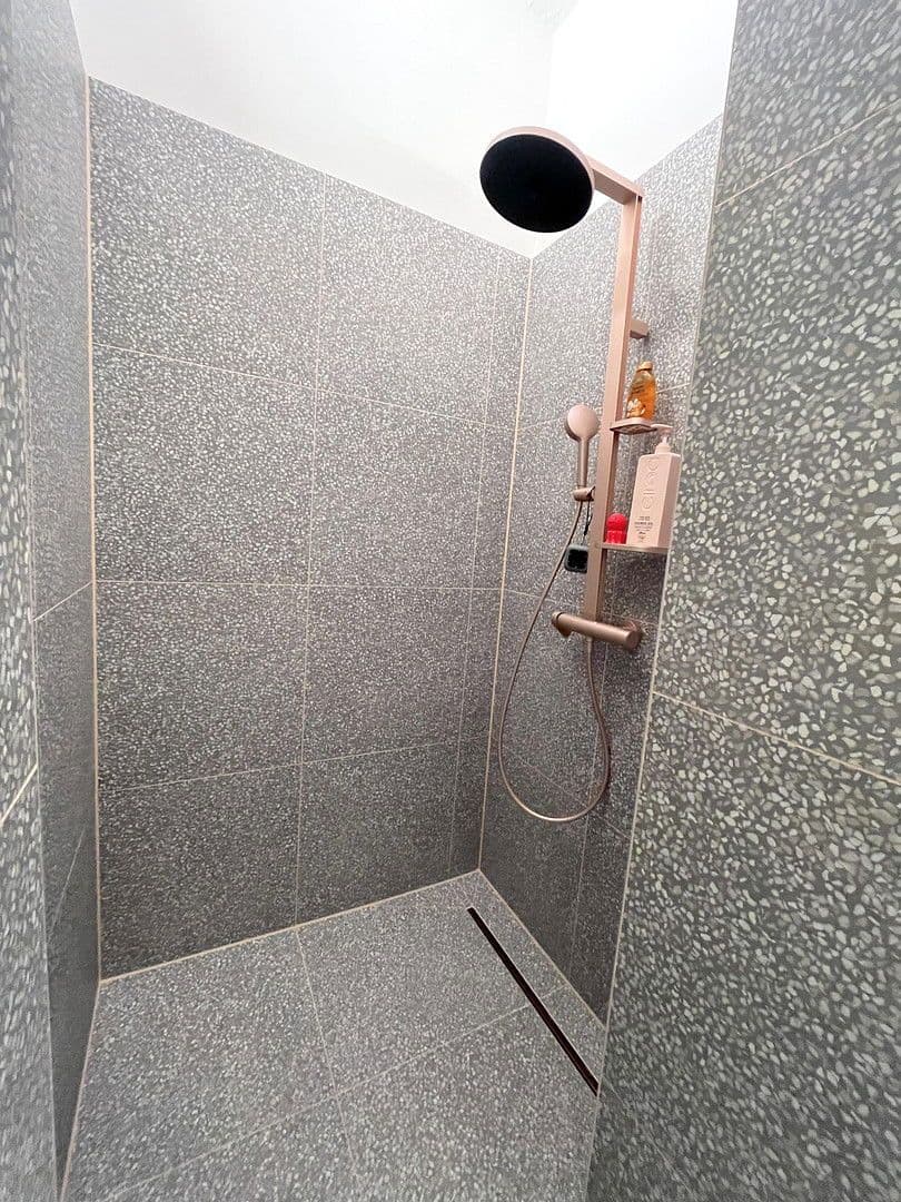 Prenájom kancelárie 137 m², Schönleinstr. 5, Berlin, Berlín Prenájom kancelárie 137 m², Schönleinstr. 5, Berlin, Berlín