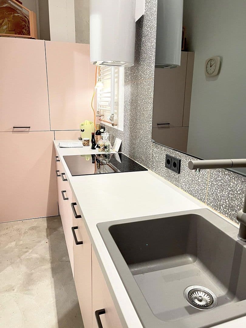 Prenájom kancelárie 137 m², Schönleinstr. 5, Berlin, Berlín Prenájom kancelárie 137 m², Schönleinstr. 5, Berlin, Berlín