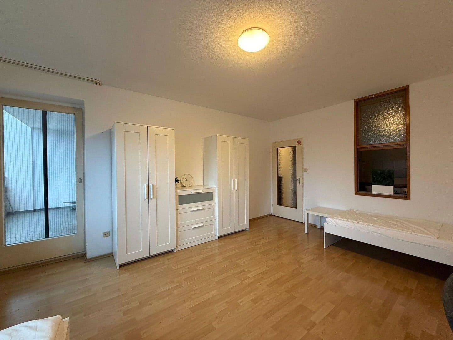 Prenájom bytu 1-izbový 30 m², Gerhart Hauptmann Straße 15, Erlangen, Bavorsko Prenájom bytu 1-izbový 30 m², Gerhart Hauptmann Straße 15, Erlangen, Bavorsko