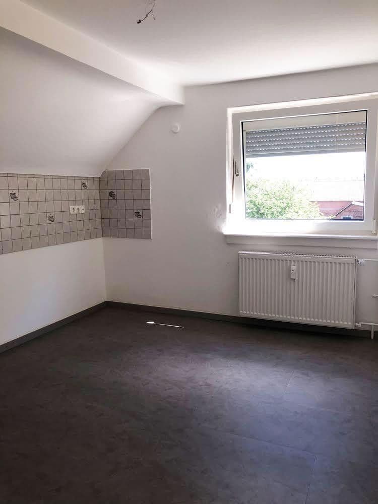 Predaj domu 250 m², pozemek 420 m², Fallbachstraße 13, Erlensee, Hesensko Predaj domu 250 m², pozemek 420 m², Fallbachstraße 13, Erlensee, Hesensko