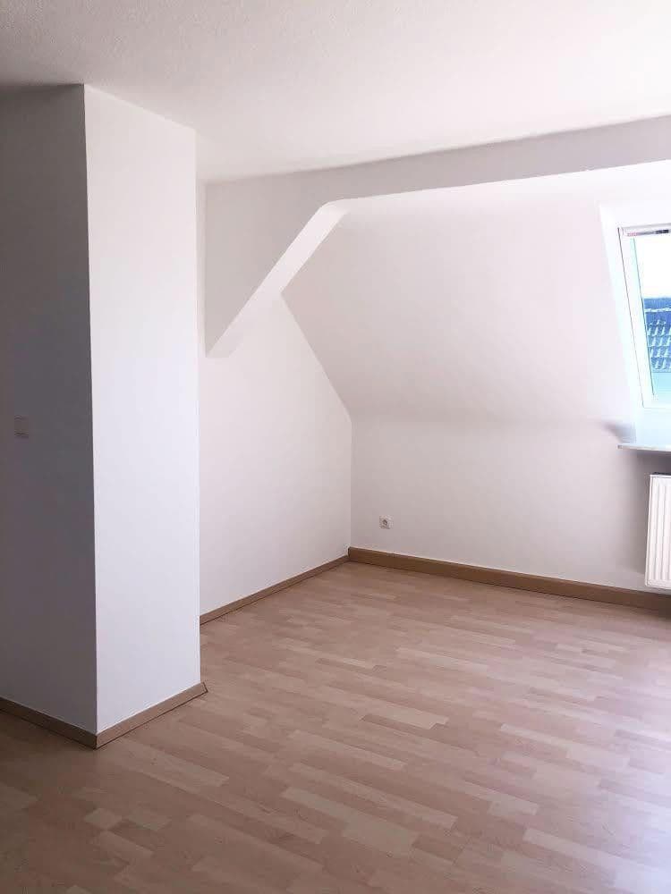 Predaj domu 250 m², pozemek 420 m², Fallbachstraße 13, Erlensee, Hesensko Predaj domu 250 m², pozemek 420 m², Fallbachstraße 13, Erlensee, Hesensko