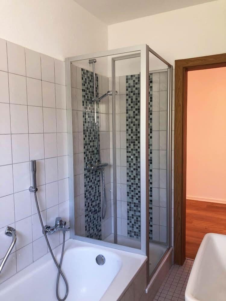 Predaj domu 250 m², pozemek 420 m², Fallbachstraße 13, Erlensee, Hesensko Predaj domu 250 m², pozemek 420 m², Fallbachstraße 13, Erlensee, Hesensko