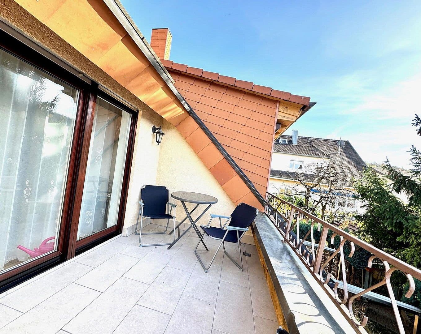 Predaj domu 220 m², pozemek 348 m², Am Nußbach, 3, Ebringen, Bádensko-Wurttembersko Predaj domu 220 m², pozemek 348 m², Am Nußbach, 3, Ebringen, Bádensko-Wurttembersko