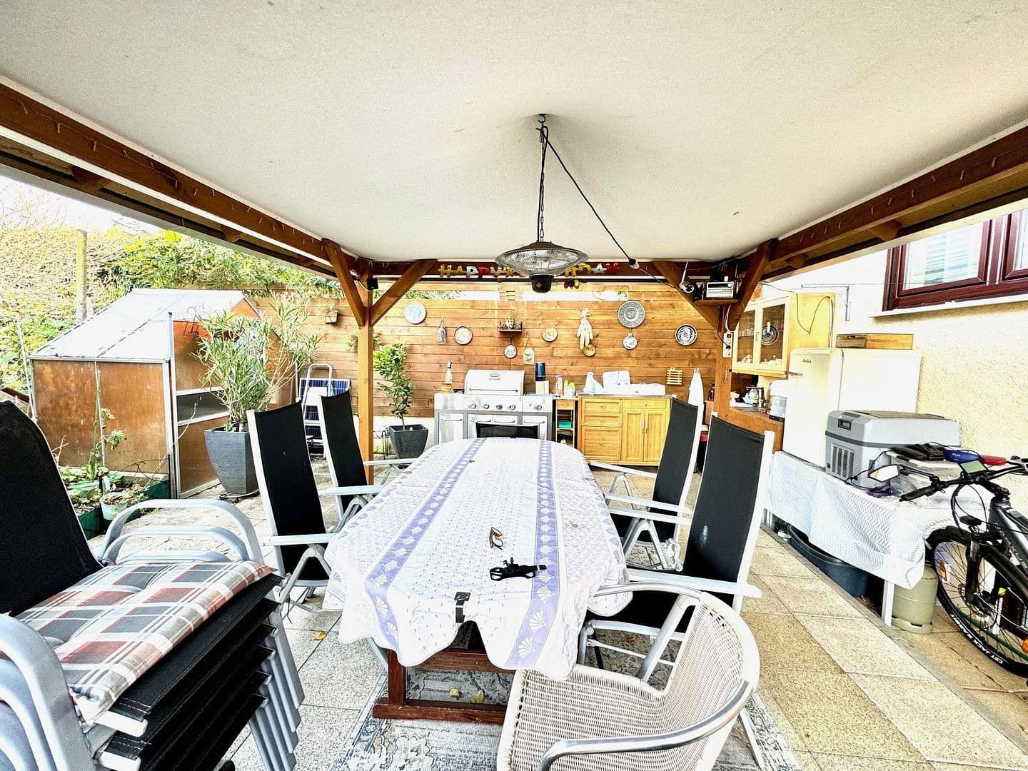 Predaj domu 220 m², pozemek 348 m², Am Nußbach, 3, Ebringen, Bádensko-Wurttembersko Predaj domu 220 m², pozemek 348 m², Am Nußbach, 3, Ebringen, Bádensko-Wurttembersko