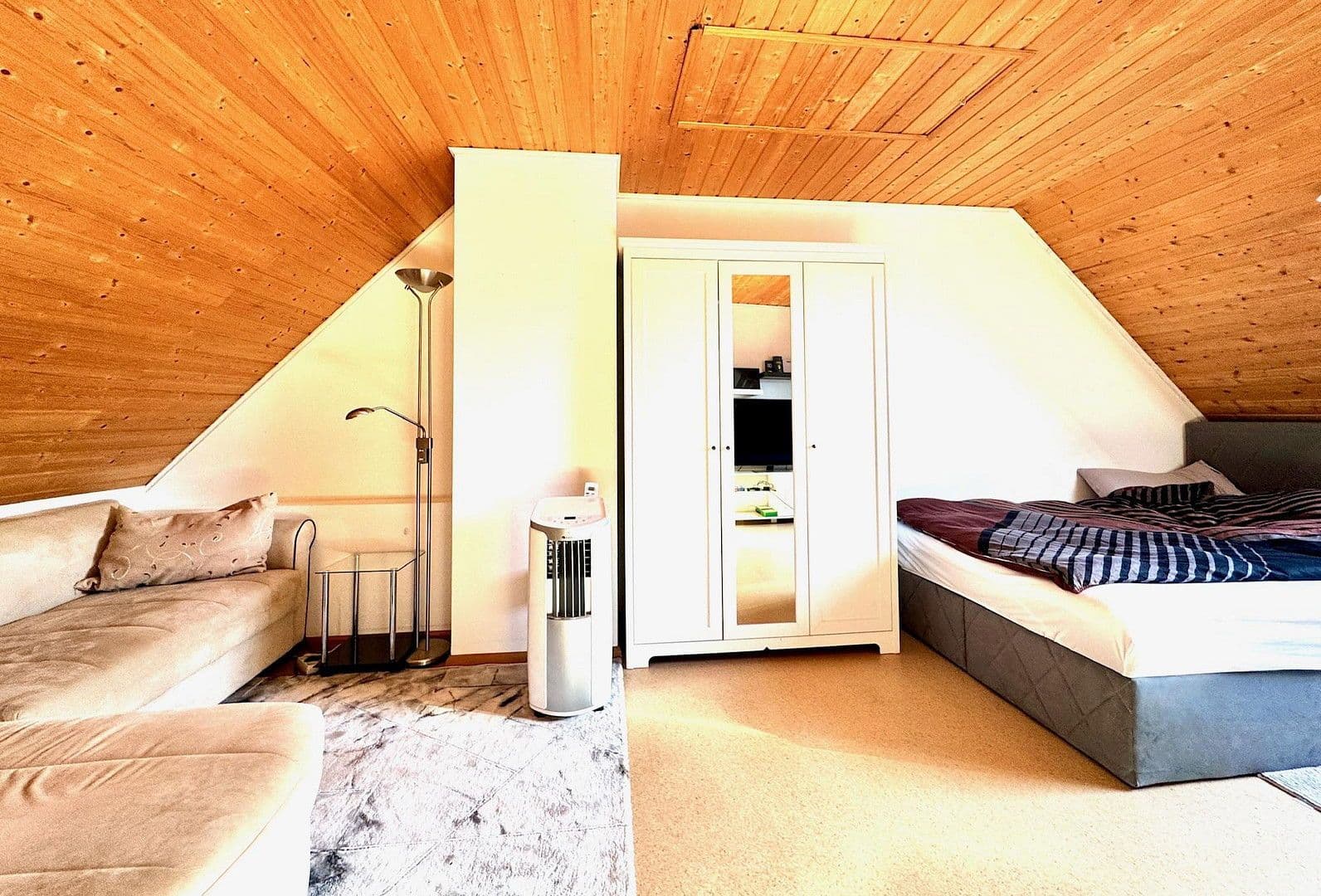 Predaj domu 220 m², pozemek 348 m², Am Nußbach, 3, Ebringen, Bádensko-Wurttembersko Predaj domu 220 m², pozemek 348 m², Am Nußbach, 3, Ebringen, Bádensko-Wurttembersko