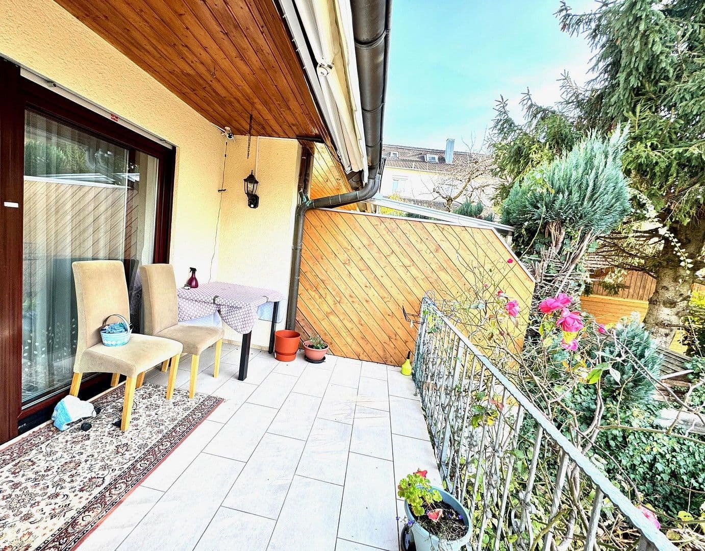 Predaj domu 220 m², pozemek 348 m², Am Nußbach, 3, Ebringen, Bádensko-Wurttembersko Predaj domu 220 m², pozemek 348 m², Am Nußbach, 3, Ebringen, Bádensko-Wurttembersko