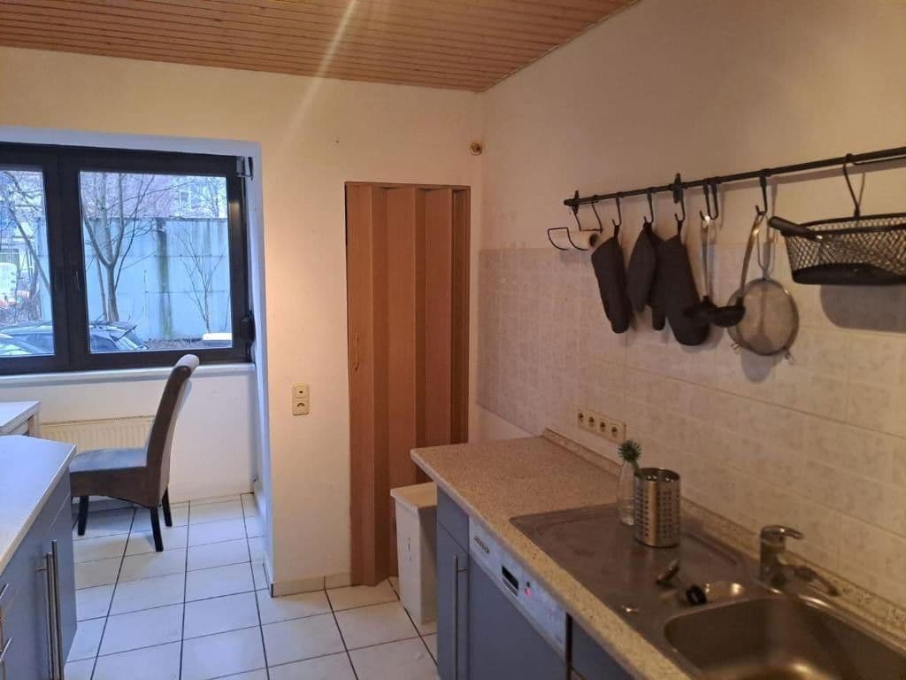 Prenájom bytu 3-izbový 82 m², Karl-Liebknechtstr. 28, Ilmenau, Durínsko Prenájom bytu 3-izbový 82 m², Karl-Liebknechtstr. 28, Ilmenau, Durínsko