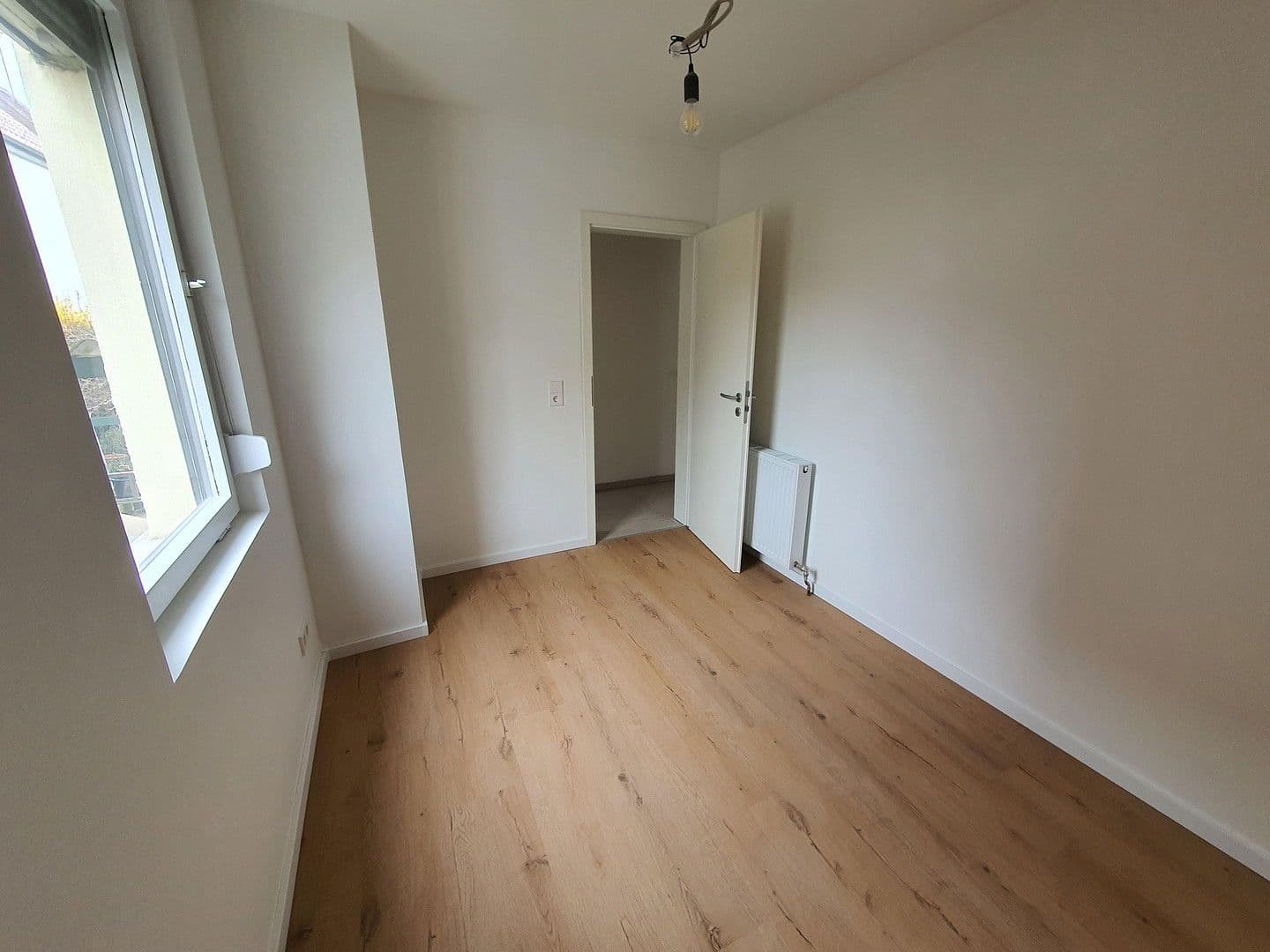 Prenájom bytu 3-izbový 60 m², Heilbronn, Bádensko-Wurttembersko Prenájom bytu 3-izbový 60 m², Heilbronn, Bádensko-Wurttembersko