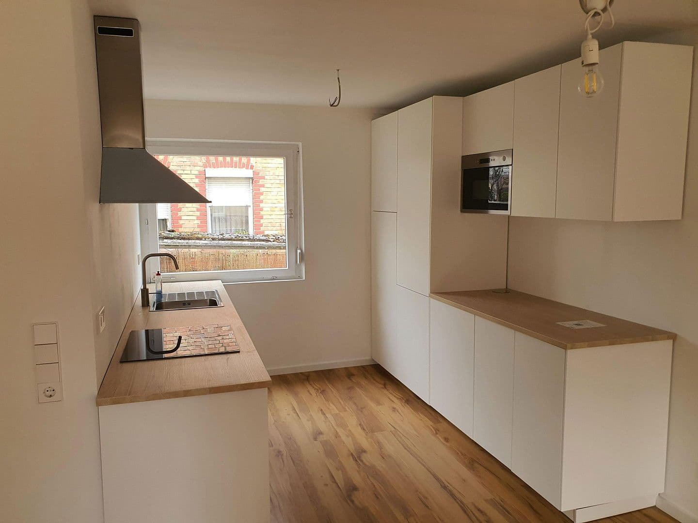 Prenájom bytu 3-izbový 60 m², Heilbronn, Bádensko-Wurttembersko Prenájom bytu 3-izbový 60 m², Heilbronn, Bádensko-Wurttembersko