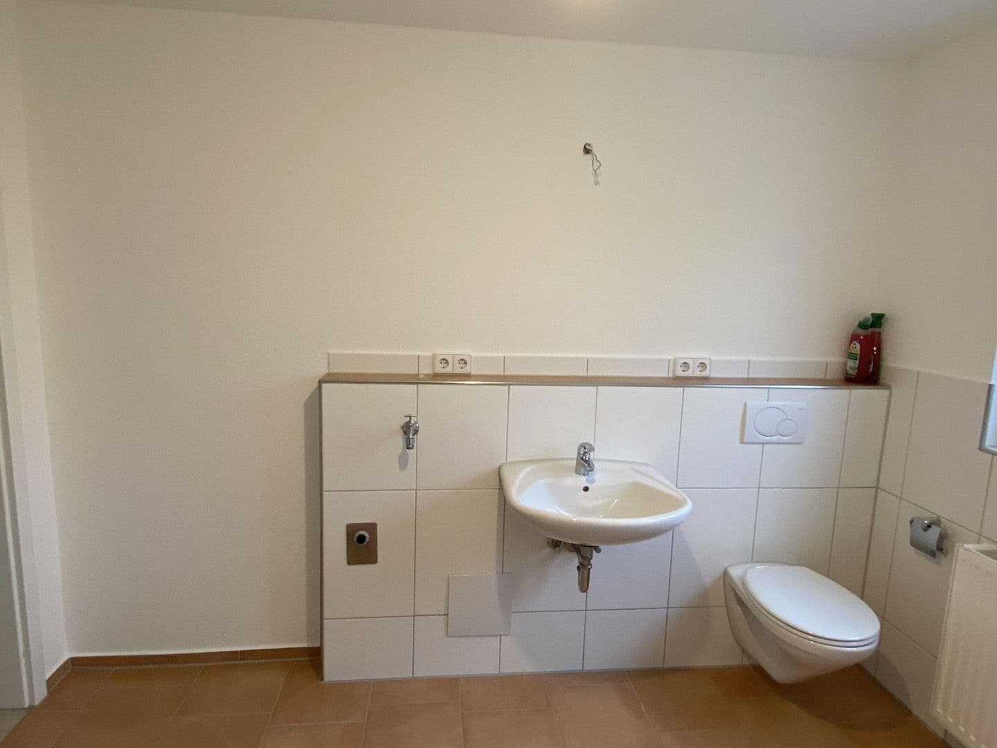 Prenájom bytu 2-izbový 79 m², Nürtingen, Bádensko-Wurttembersko Prenájom bytu 2-izbový 79 m², Nürtingen, Bádensko-Wurttembersko