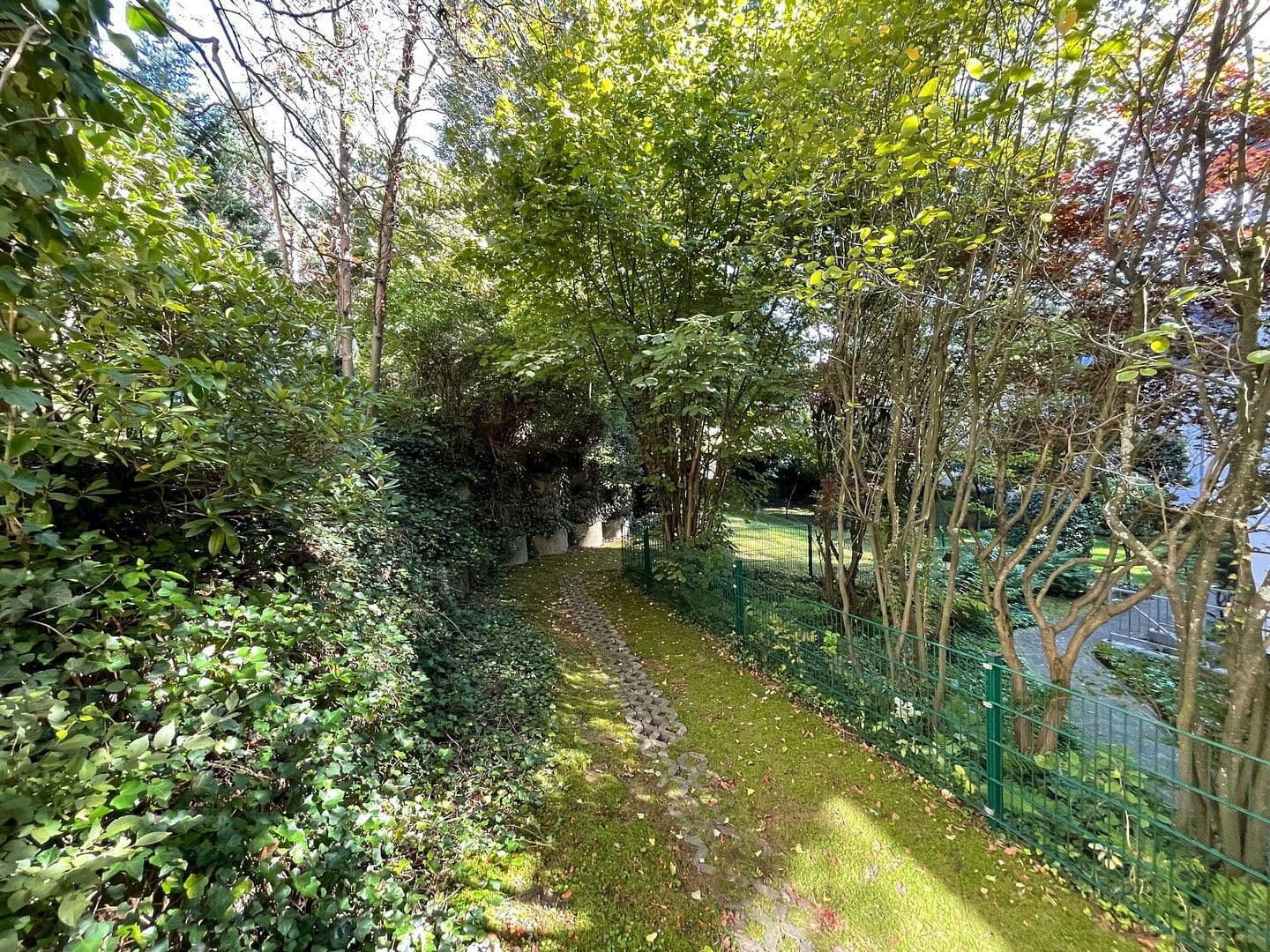 Prenájom bytu 2-izbový 57 m², Solingen, Severné Porýnie - Westfálsko Prenájom bytu 2-izbový 57 m², Solingen, Severné Porýnie - Westfálsko