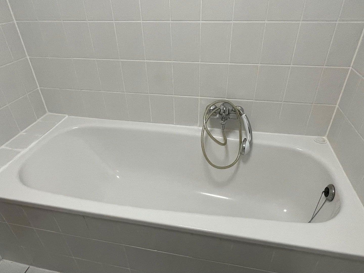 Prenájom bytu 2-izbový 57 m², Solingen, Severné Porýnie - Westfálsko Prenájom bytu 2-izbový 57 m², Solingen, Severné Porýnie - Westfálsko