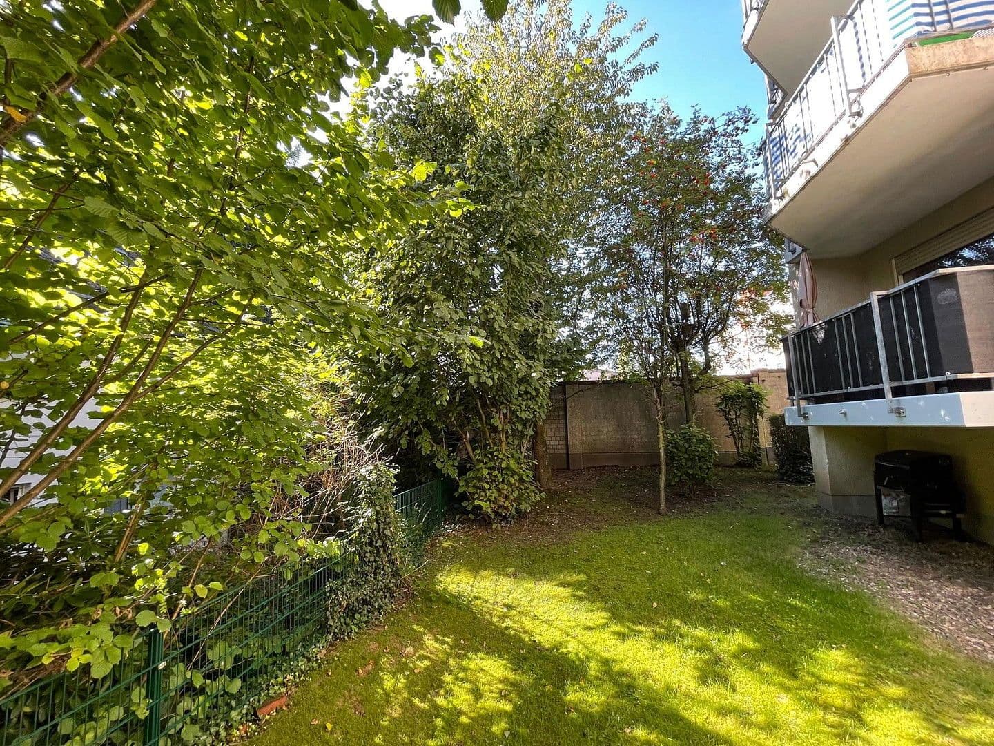 Prenájom bytu 2-izbový 57 m², Solingen, Severné Porýnie - Westfálsko Prenájom bytu 2-izbový 57 m², Solingen, Severné Porýnie - Westfálsko