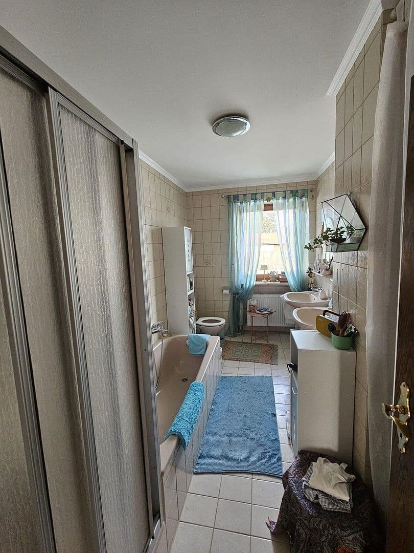 Predaj domu 136 m², pozemek 277 m², Kastl, Bavorsko Predaj domu 136 m², pozemek 277 m², Kastl, Bavorsko