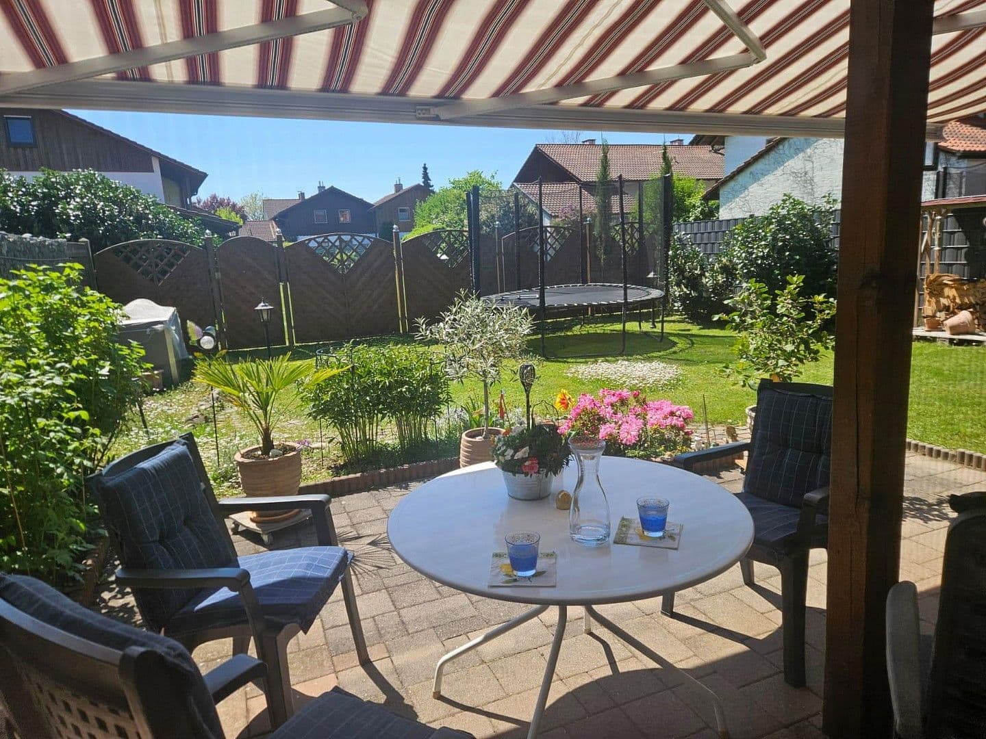 Predaj domu 136 m², pozemek 277 m², Kastl, Bavorsko Predaj domu 136 m², pozemek 277 m², Kastl, Bavorsko