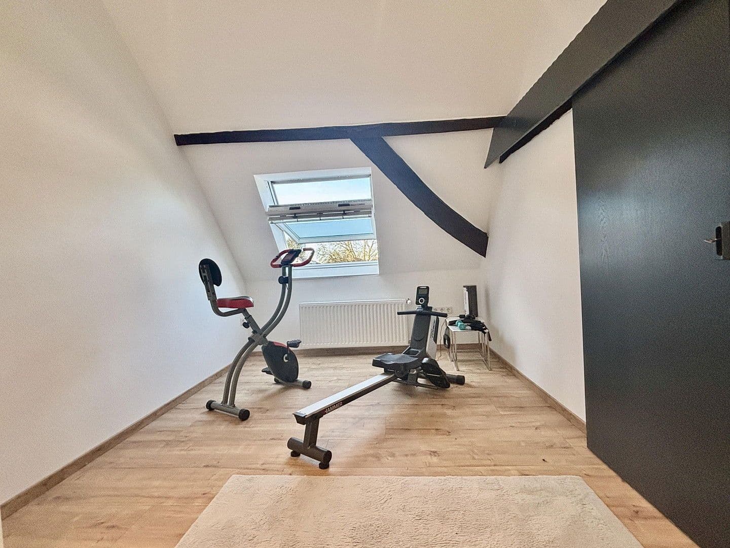 Predaj domu 137 m², pozemek 148 m², Krefeld, Severné Porýnie - Westfálsko Predaj domu 137 m², pozemek 148 m², Krefeld, Severné Porýnie - Westfálsko