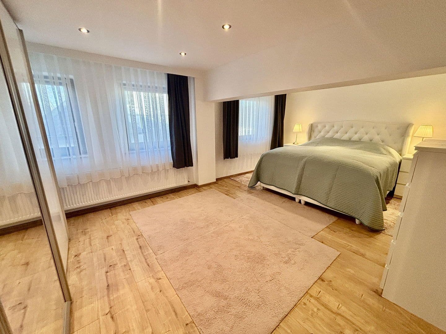 Predaj domu 137 m², pozemek 148 m², Krefeld, Severné Porýnie - Westfálsko Predaj domu 137 m², pozemek 148 m², Krefeld, Severné Porýnie - Westfálsko