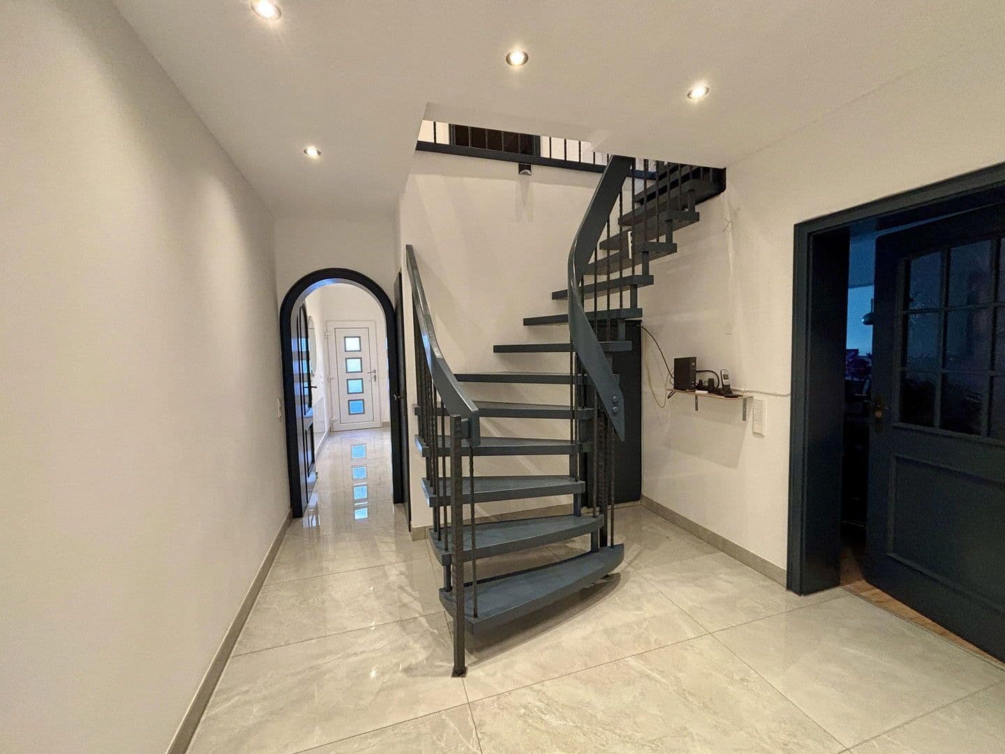 Predaj domu 137 m², pozemek 148 m², Krefeld, Severné Porýnie - Westfálsko Predaj domu 137 m², pozemek 148 m², Krefeld, Severné Porýnie - Westfálsko