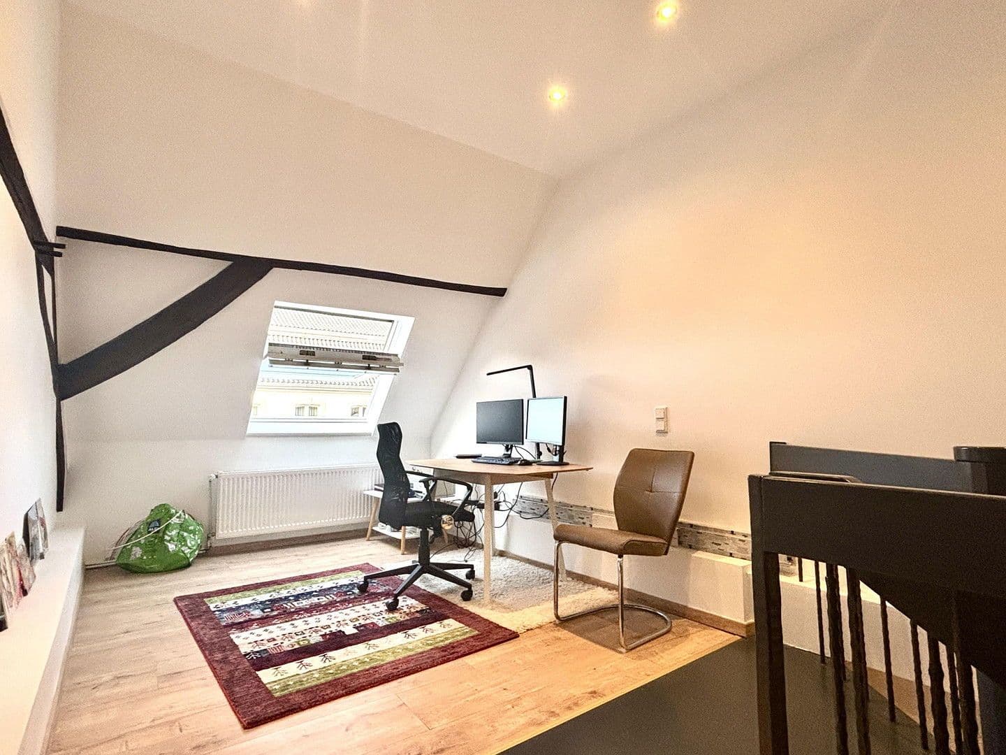 Predaj domu 137 m², pozemek 148 m², Krefeld, Severné Porýnie - Westfálsko Predaj domu 137 m², pozemek 148 m², Krefeld, Severné Porýnie - Westfálsko