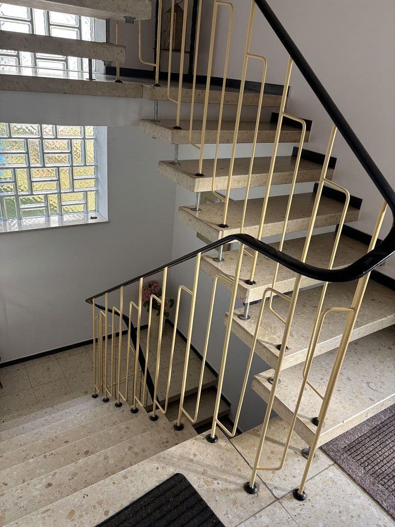 Predaj domu 180 m², pozemek 885 m², Herborn, Hesensko Predaj domu 180 m², pozemek 885 m², Herborn, Hesensko