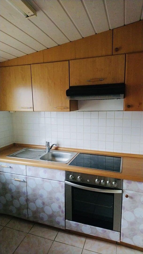 Predaj domu 180 m², pozemek 885 m², Herborn, Hesensko Predaj domu 180 m², pozemek 885 m², Herborn, Hesensko