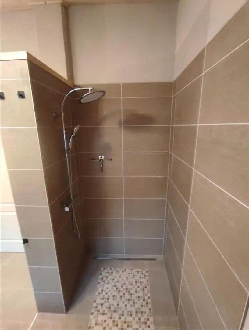 Prenájom domu 120 m², pozemek 470 m², Poppenhausen (Wasserkuppe), Hesensko Prenájom domu 120 m², pozemek 470 m², Poppenhausen (Wasserkuppe), Hesensko