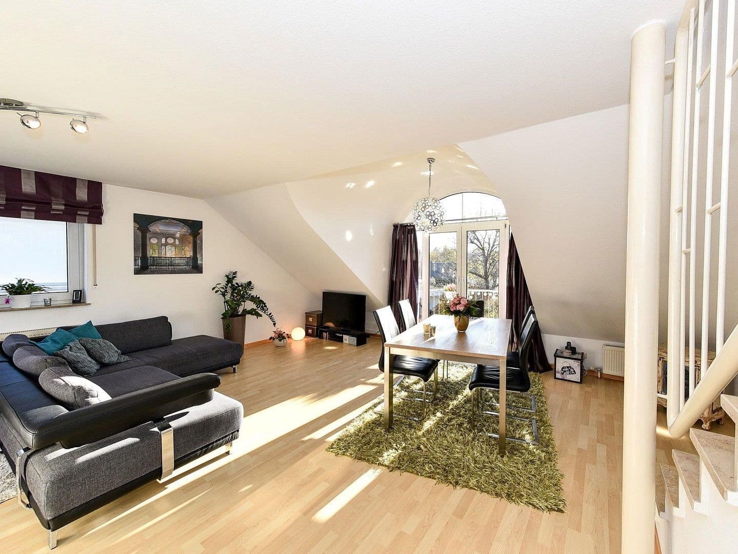 Prenájom bytu 2-izbový 80 m², Mainz, Porýnie-Falcko Prenájom bytu 2-izbový 80 m², Mainz, Porýnie-Falcko