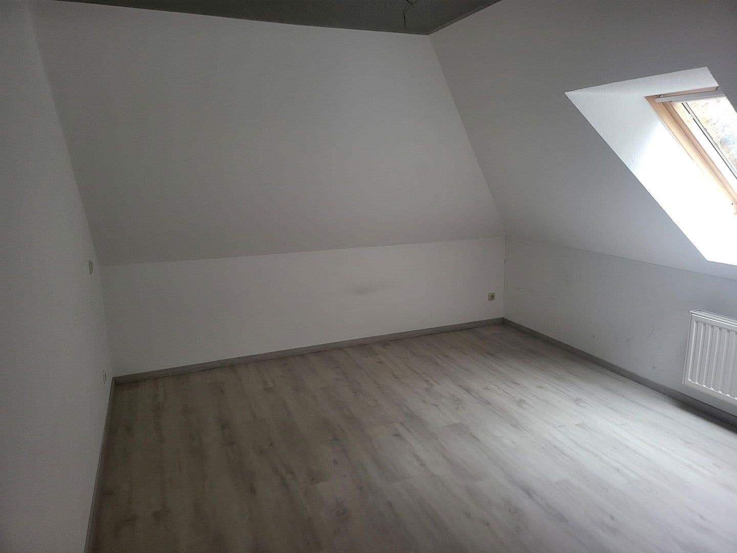 Predaj domu 199 m², pozemek 1.550 m², Klingenthal, Sasko Predaj domu 199 m², pozemek 1.550 m², Klingenthal, Sasko