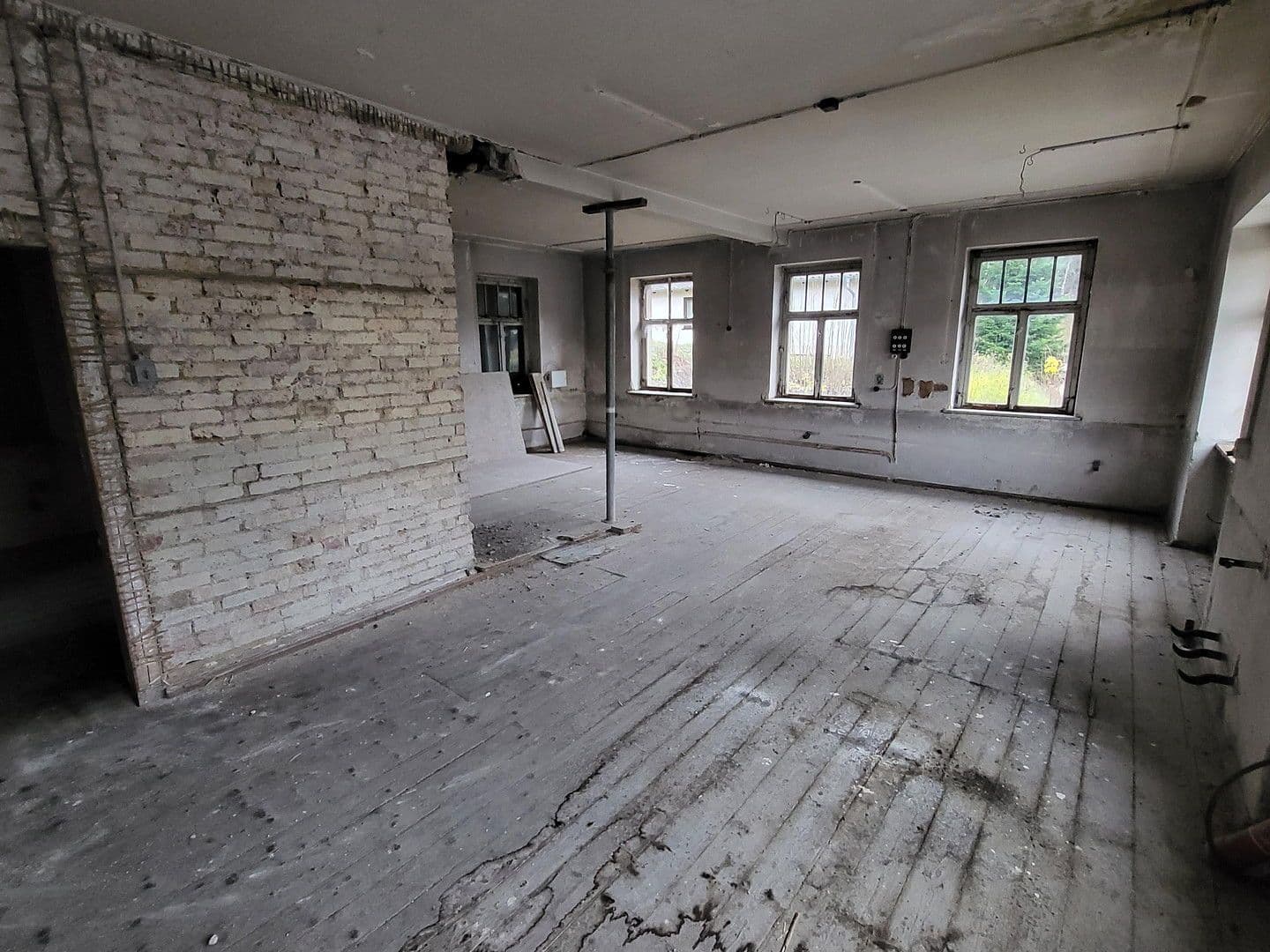 Predaj domu 199 m², pozemek 1.550 m², Klingenthal, Sasko Predaj domu 199 m², pozemek 1.550 m², Klingenthal, Sasko