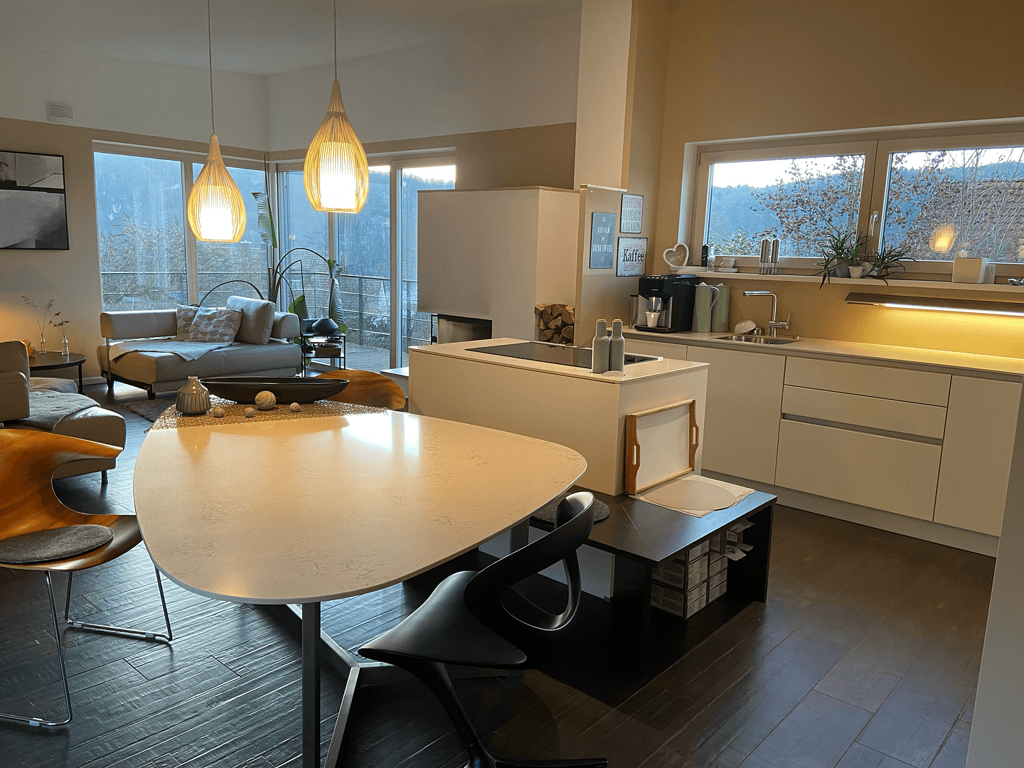 Predaj domu 200 m², pozemek 813 m², Waldstraße 13, Wellheim, Bavorsko Predaj domu 200 m², pozemek 813 m², Waldstraße 13, Wellheim, Bavorsko