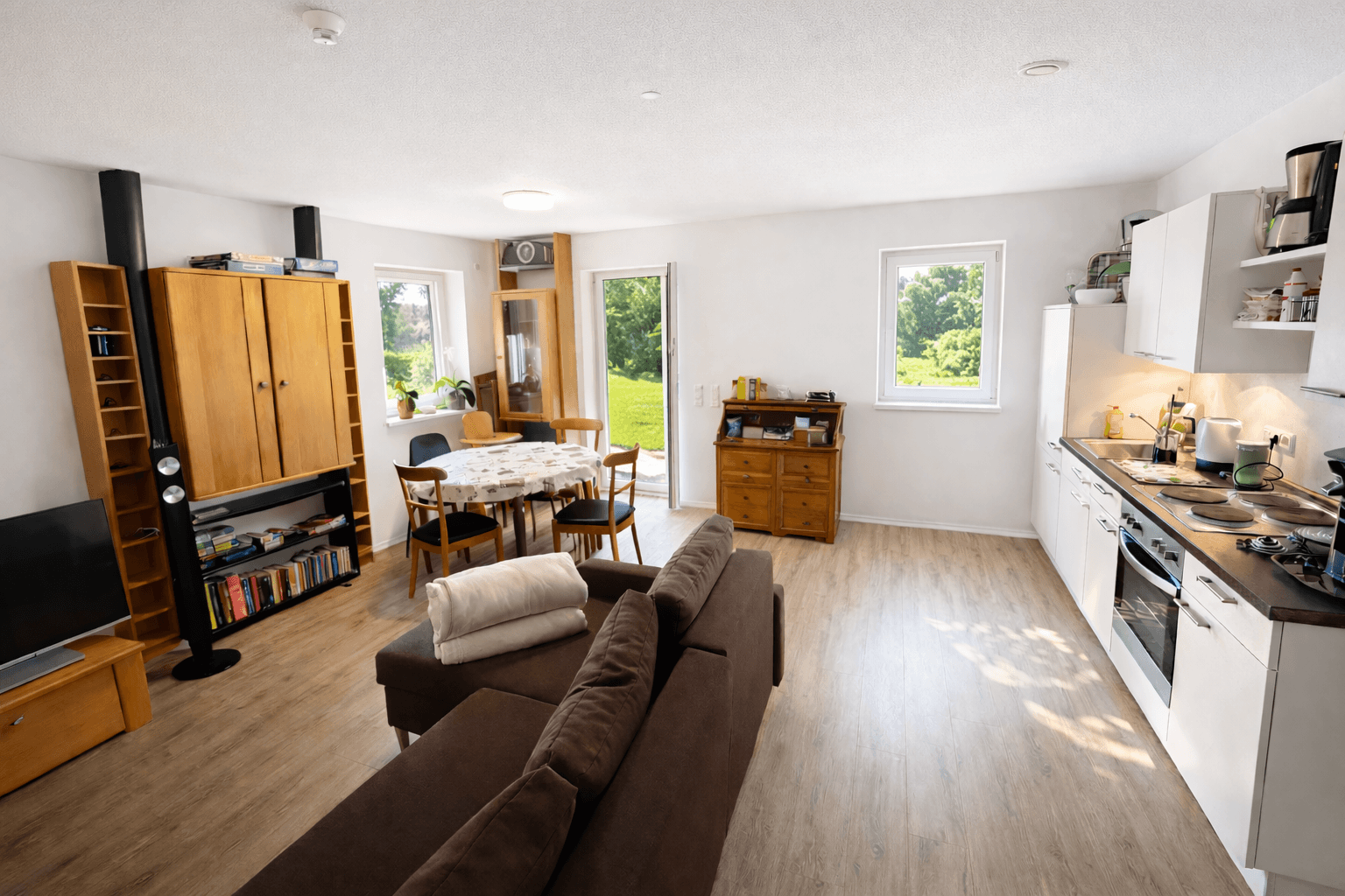 Predaj domu 200 m², pozemek 813 m², Waldstraße 13, Wellheim, Bavorsko Predaj domu 200 m², pozemek 813 m², Waldstraße 13, Wellheim, Bavorsko