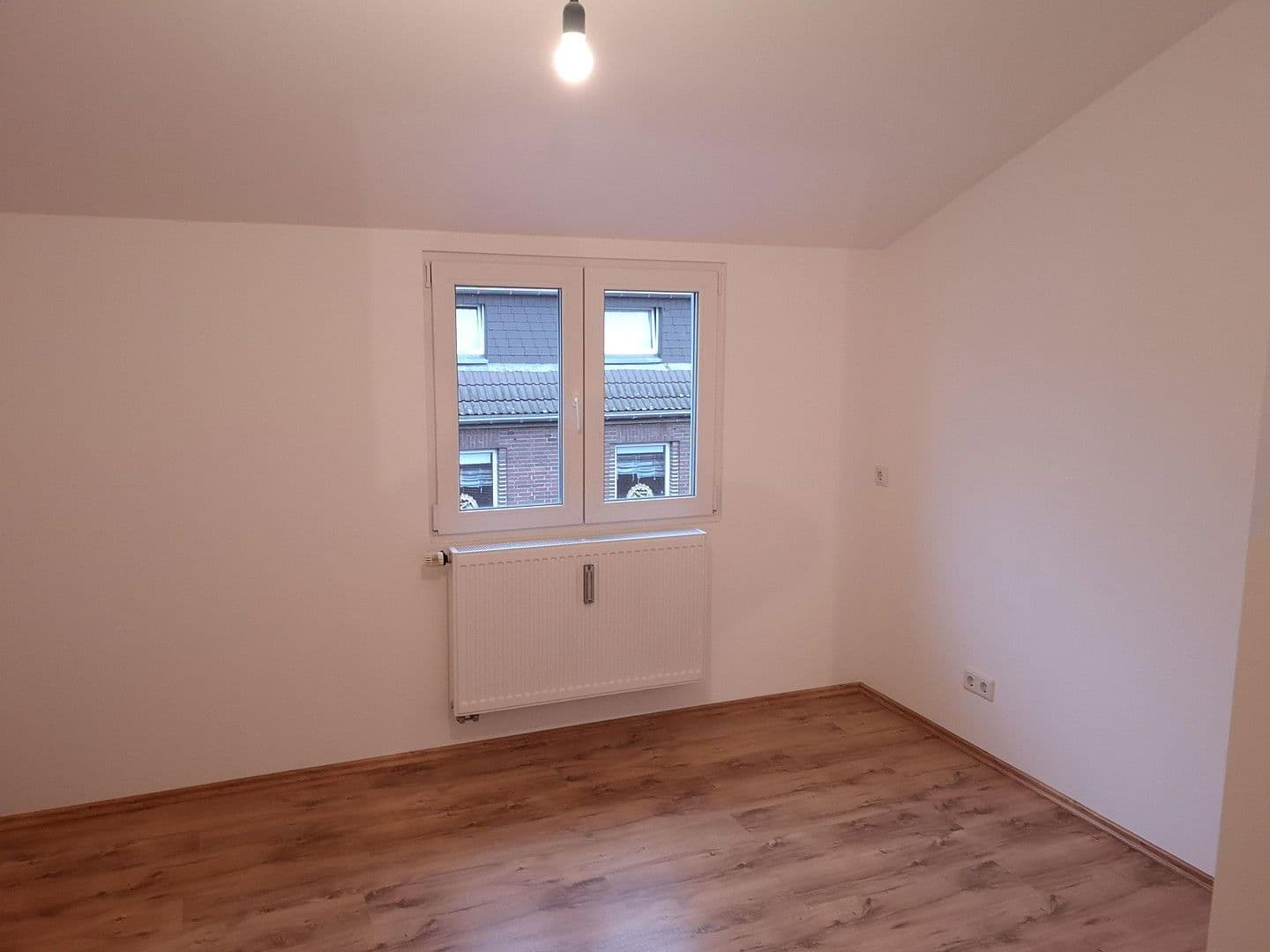 Prenájom bytu 2-izbový 72 m², Im Hederichsfeld 86, Leverkusen, Severné Porýnie - Westfálsko Prenájom bytu 2-izbový 72 m², Im Hederichsfeld 86, Leverkusen, Severné Porýnie - Westfálsko