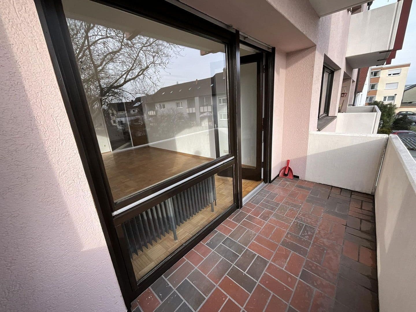 Prenájom bytu 2-izbový 64 m², Heilbronn, Bádensko-Wurttembersko Prenájom bytu 2-izbový 64 m², Heilbronn, Bádensko-Wurttembersko