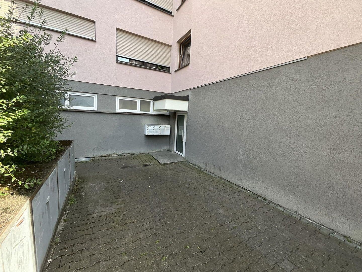 Prenájom bytu 2-izbový 64 m², Heilbronn, Bádensko-Wurttembersko Prenájom bytu 2-izbový 64 m², Heilbronn, Bádensko-Wurttembersko